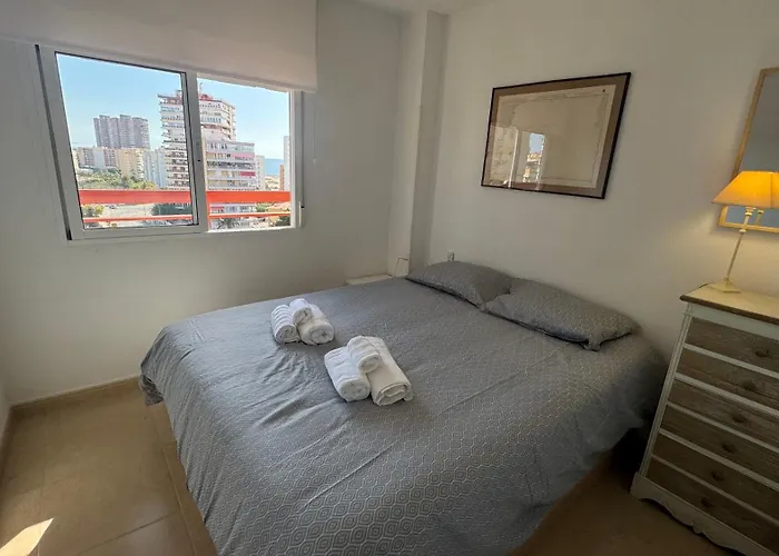 Con Terraza, Piscina Y Vistas En Cabo By Turihome Alicante